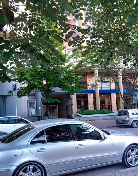 Апартаменты Tirana Road Blloku Area Экстерьер фото